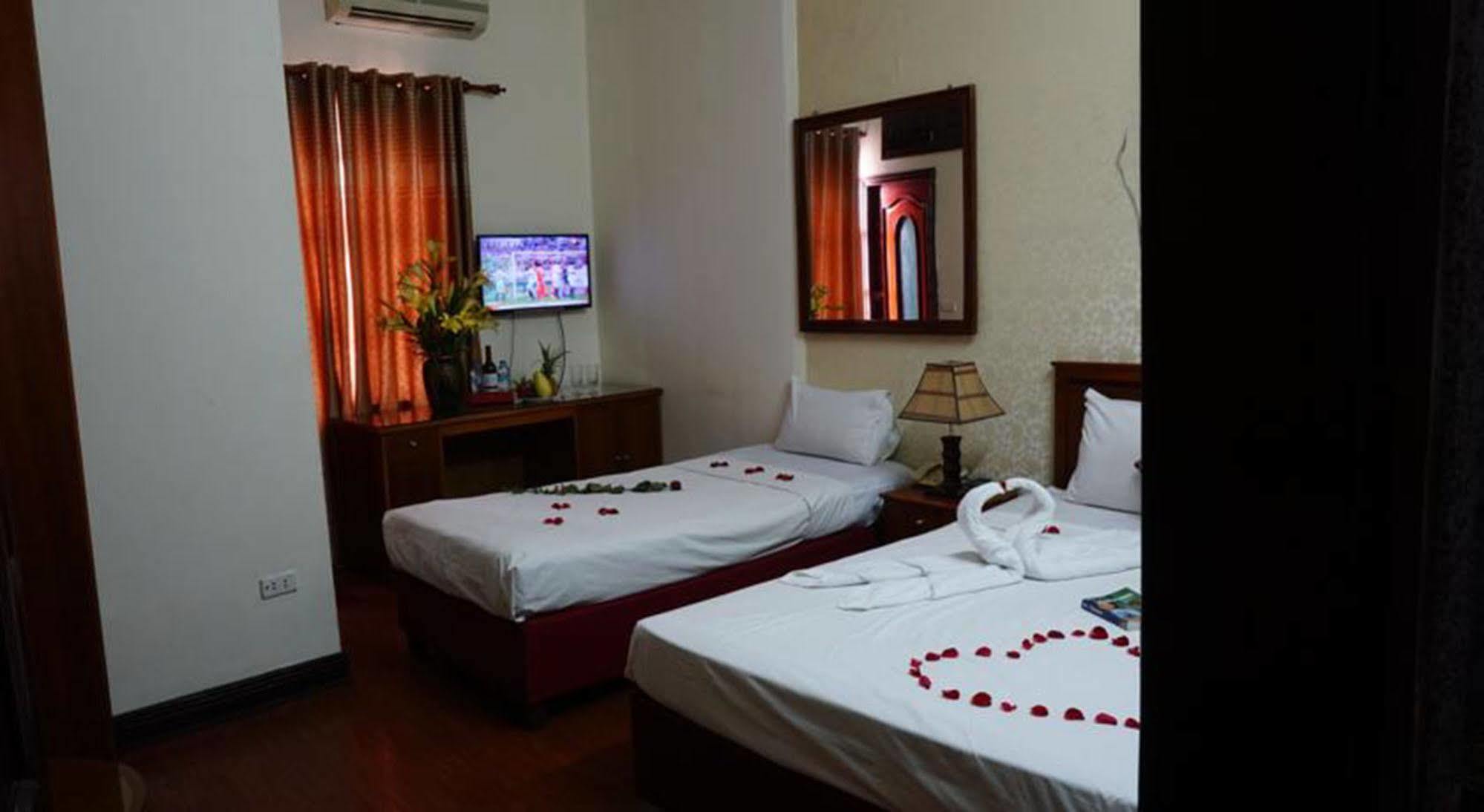 Hanoi Golden Moon Guest House & Travel Eksteriør bilde